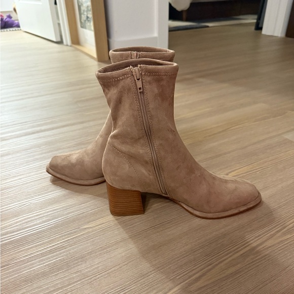 NWT Steve Madden Faux suede Pammy tan bootie - size 7.5 - Picture 9 of 14